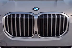 BMW congela su rival del Mercedes Clase G: su CEO admite que China obliga a revisar toda la gama