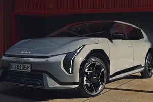 El KIA EV4 de tracción total llega a Alemania con 265 CV y una propuesta que muy pocos compactos eléctricos ofrecen