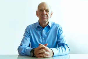Por qué fracasa Aston Martin en 2026: Adrian Newey desvela los graves problemas internos del equipo