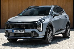 Más de 7.400 € de descuento, motor turbo y 590 litros de maletero, el KIA Sportage es el chollo del verano que todos esperaban