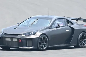 El nuevo deportivo de Toyota ya rueda, estas fotos espía revelan la primera mula del regreso del Celica y del MR2