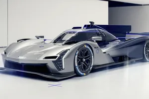 Cadillac quiere jugar con los grandes (aún más): su V-ONE de Le Mans entra en territorio Ferrari y McLaren