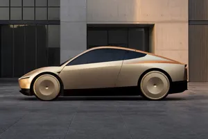 El Cybercab abandona el escaparate de Tesla: la compañía ya lo está poniendo a prueba en condiciones reales