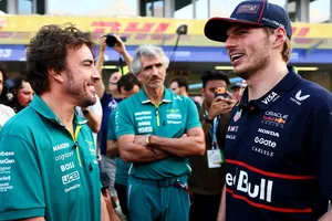 «Si yo fuera Alonso, firmaría con Aston Martin lo antes posible y, si fuera Verstappen, me gustaría afrontar el reto»