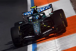 Honda y el alerón trasero le amargan a Alonso el debut con el nuevo motor: «Todo parecía ir bien en los libres, pero…»