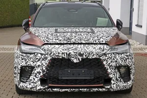 El Lexus RX Morizo RR ya está en pruebas y empieza a enseñar por qué los SUV alemanes deberían tomárselo en serio