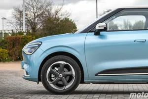 10 años de garantía sin límite de kilómetros para la batería y 8.900 € de descuento, ni Renault ni BYD pueden igualar este chollo