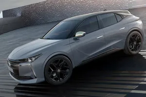 El BMW Serie 1 «a la francesa» que hace 1.000 km sin parar a repostar baja de precio sin renunciar al lujo premium