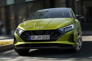 Espacioso como pocos, barato a nivel de Dacia con 6.500 € de rebaja y bien equipado, así es el Hyundai que deja en evidencia al MG3