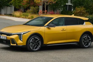 Mientras todos miran a los SUV chinos llega KIA y te planta su Volkswagen Golf a precio de Opel Astra y con etiqueta ECO