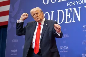 Trump la toma con los dueños de coches eléctricos: ''Esta gente está loca''