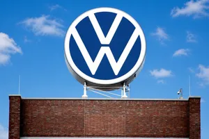 Volkswagen queda en evidencia frente a Toyota: necesita un 60% más de plantilla para fabricar menos coches