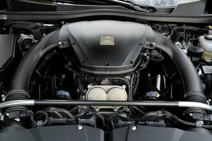Vuelve el motor del coche soñado por Jeremy Clarkson, podrás tener y montar su V10 celestial... a escala