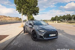 Prueba Toyota C-HR 140H GR-Sport: ¿por qué es un superventas?