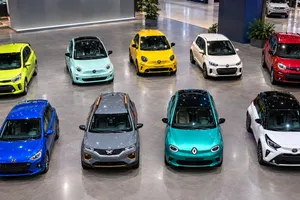 Coches más económicos y populares, Europa debería volver a lo básico