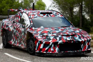 El heredero del Celica de Carlos Sainz ya rueda por España: Toyota prueba en Tarragona su arma para el WRC 2027