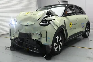 El Geely E2 se apunta una victoria inesperada frente al BMW iX3: esta vez no ha sido por precio
