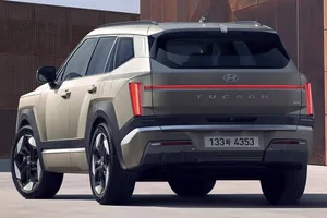 El nuevo Hyundai TUCSON 2027 se pone serio, el SUV más vendido de la marca estrena tecnologías y un híbrido de 245 CV