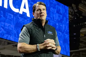 Jim Farley, 64 años y CEO de Ford: «Para Europa ya es demasiado tarde», y no lo dice como amenaza, sino como autopsia