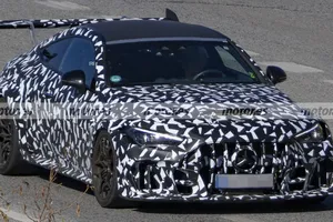 Tras los problemas del AMG ONE, Mercedes lleva al límite en España los 646 CV de su nuevo CLE