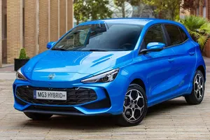 MG mejora el híbrido del MG3 para plantar cara al Sandero: la gama arranca en 13.990 €