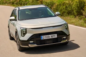 El KIA Niro híbrido tope de gama rebaja más de 10.000 € su precio y consume solo 5 l/100 km