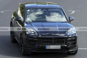 El Porsche Cayenne Coupé Turbo GT también presumirá del paquete Weissach, cazado casi sin camuflaje en Nürburgring
