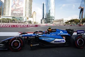 Sainz saca partido al 'nuevo' Williams pese a la sanción: «Han sido unos buenos vueltones»