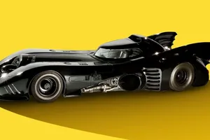 Sale a subasta el Batmóvil de Batman Returns: más de 6 metros de largo y motor V8 americano