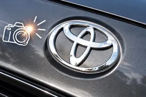 Toyota quiere que tu coche haga fotos de lo que estás mirando sin que tengas que sacar el móvil