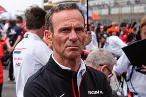 Alberto Puig explica el origen de la crisis de Honda en MotoGP: «Los italianos podían hacerlo, nosotros no»