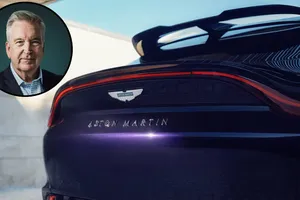 Aston Martin dice no al eléctrico, sí a los motores V8 y V12: ‘‘No somos negacionistas, solo lo estamos retrasando’’