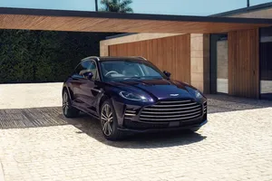 Aston Martin presenta un DBX GT de 727 CV que cambia agresividad por confort