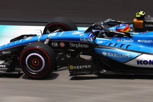 Bortoleto deja sin opciones a Sainz en Sepang: «Ha arruinado nuestra carrera»
