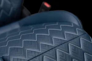 El cuero de los coches tiene un nuevo rival y nace de los restos de manzanas usadas para hacer sidra