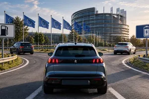Europa aplaza el voto sobre 2035 y los fabricantes piden más tiempo para las baterías europeas