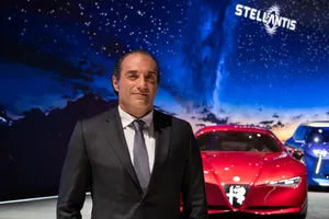 Filosa, CEO de Stellantis, sobre vender Maserati y separar marcas: «En absoluto»
