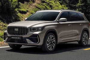 El nuevo Geely Monjaro EM-i ya tiene precio: hasta 116 km sin gastar gasolina, 4x4 y 334 CV