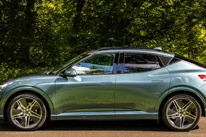 El Genesis GV60 ya tiene precios en España, desde poco más de 55.000 euros, pero el Magma juega en otra liga