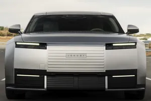 El Jaguar Type 01 de 165.000 € tiene mucho más que un diseño rompedor: detrás hay más de 360 patentes