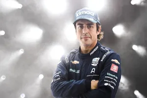IndyCar sopesa buscar un piloto invitado para Barcelona... ¿será Fernando Alonso?