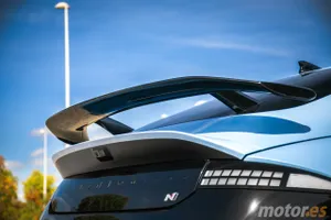 Es eléctrico y tiene 650 CV, pero es tan divertido como un deportivo de gasolina: nunca antes habíamos probado algo así y nos gusta