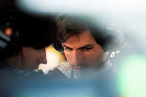 Sainz propone a Pirelli compuestos más blandos para recuperar la variabilidad estratégica