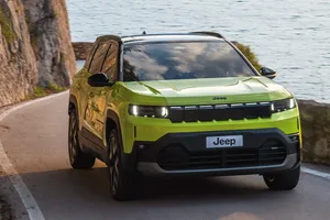 Dos Jeep y dos Peugeot con sello chino: Stellantis prepara su producción desde 2027 con Dongfeng