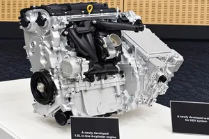 Toyota desarrolla un nuevo motor híbrido 1.5 de cuatro cilindros que ocupa menos que el del Yaris