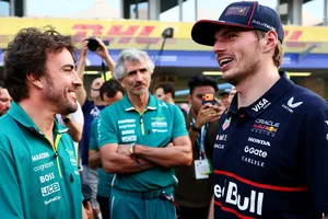 Verstappen valora la continuidad de Alonso en la F1: «Correré a los 40, pero no con un compromiso comparable»
