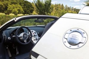 Bugatti Veyron 16.4 Grand Sport, nuevas imágenes y vídeo