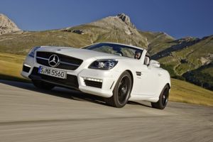 Mercedes SLK 55 AMG 2012: Más potencia y menos consumo