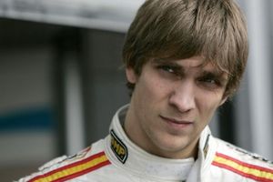 Petrov será piloto Pirelli si no encuentra asiento