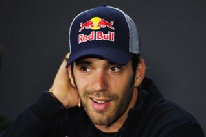 Vergne seguirá en Toro Rosso en 2014